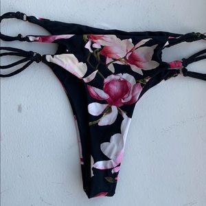 Lala Bottom - Black Lotus - BLLP / Cheeky / S